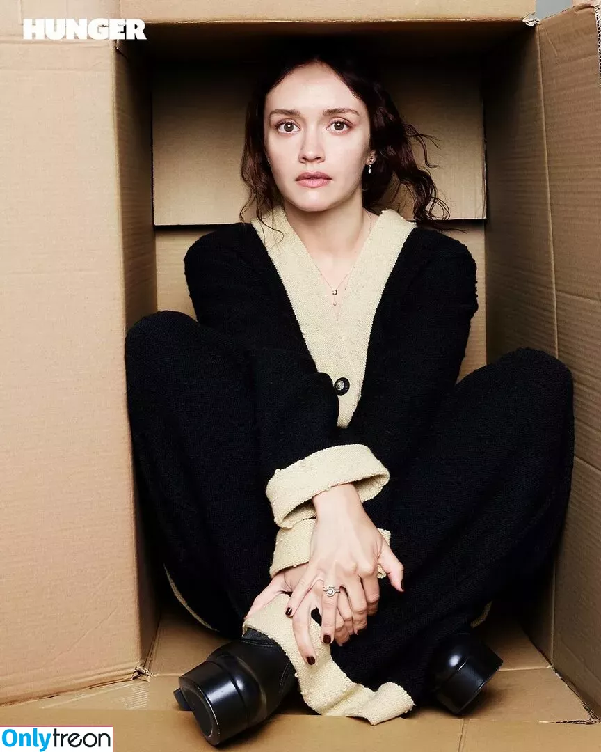 Olivia Cooke nude photo #0550 (livkatecooke)