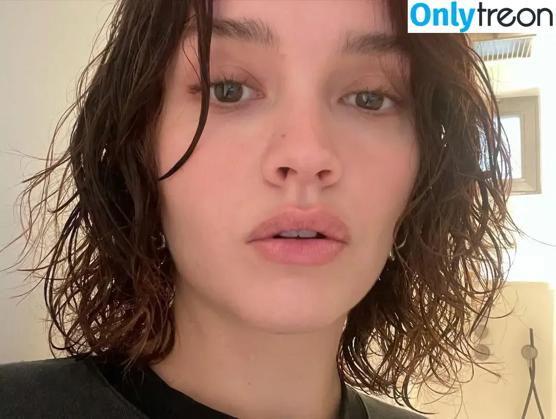 Olivia Cooke голая photo #0637 (livkatecooke)
