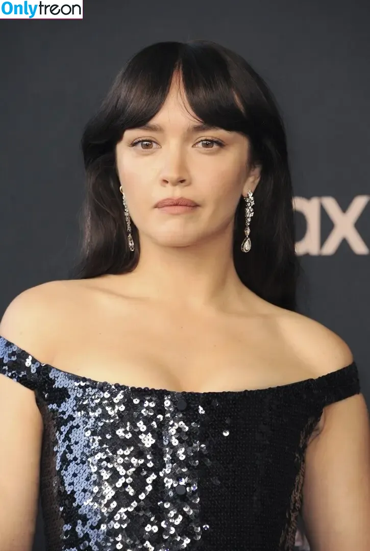 Olivia Cooke голая photo #0689 (livkatecooke)