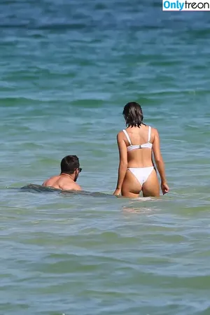 Olivia Culpo / oliviaculpo nude photo #1177