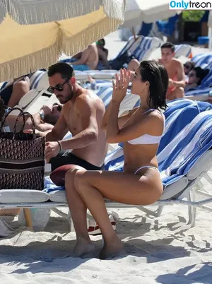 Olivia Culpo / oliviaculpo nude photo #1184