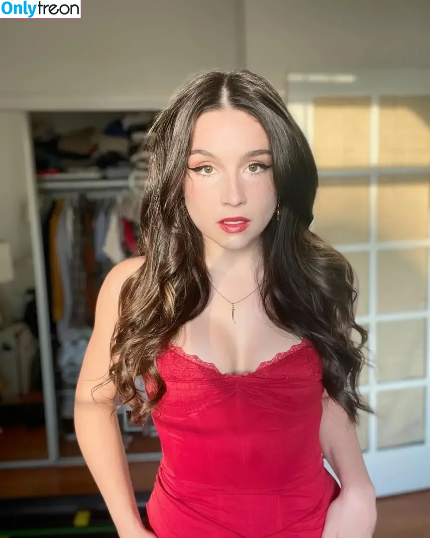 Olivia DeLaurentis голая photo #0006 (ocdelaurentis / sydandolivia)