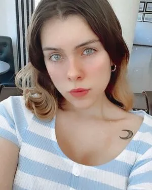 Olivia Herdt / oliherdt фото голая #0013