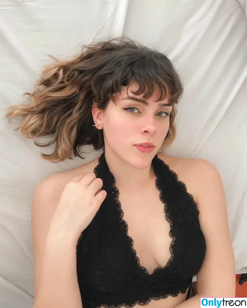 Olivia Herdt голая photo #0002 (oliherdt)