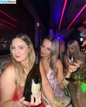 Olivia Hollands / oliviahollandss nude photo #0037
