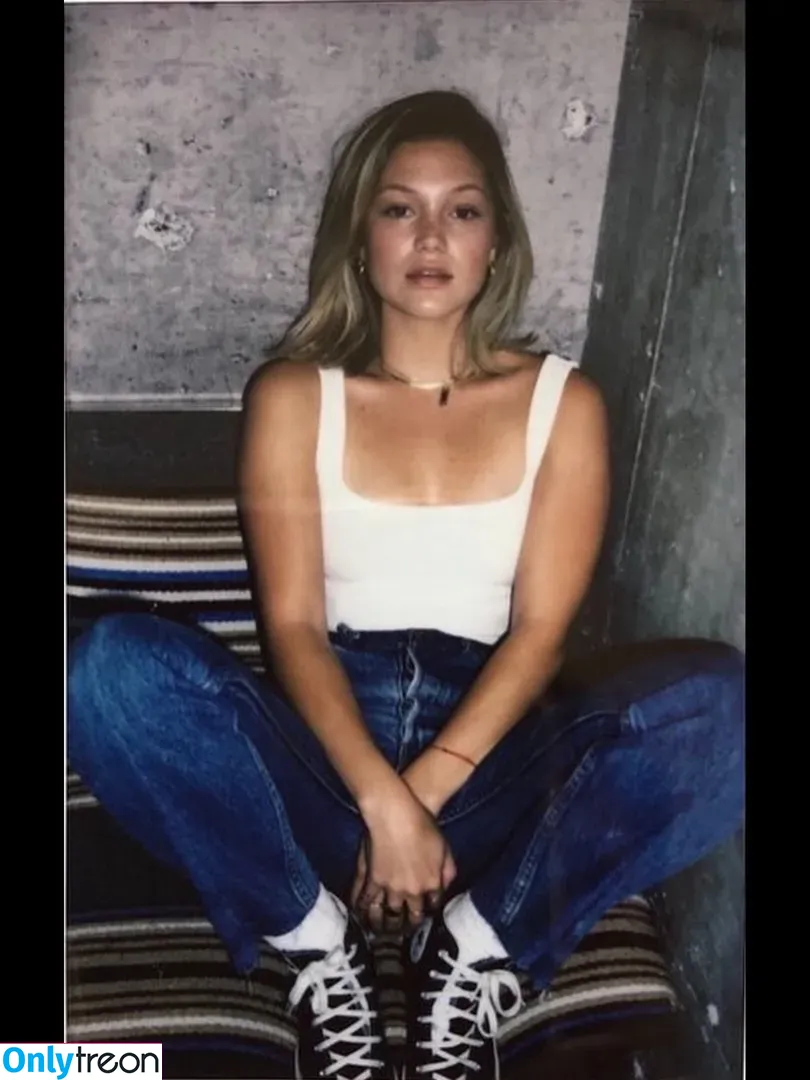 Olivia Holt голая photo #0003 (Non-Nude / Preview / olivia_holt)