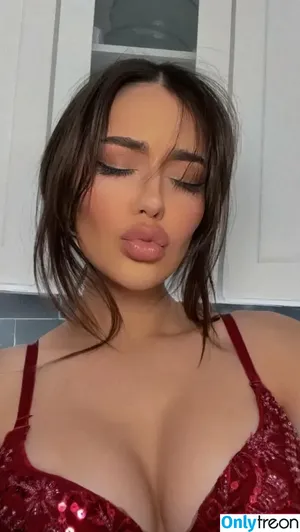 Olivia Mae / skygirlxo / theoliviamaexo / therealoliviamae nude photo #0204