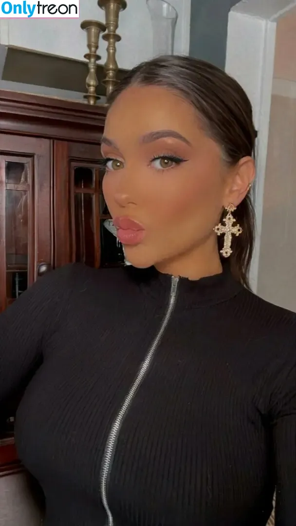 Olivia Mae голая photo #0232 (skygirlxo / theoliviamaexo / therealoliviamae)