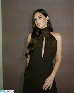 Olivia Munn / oliviamunn фото голая #0949
