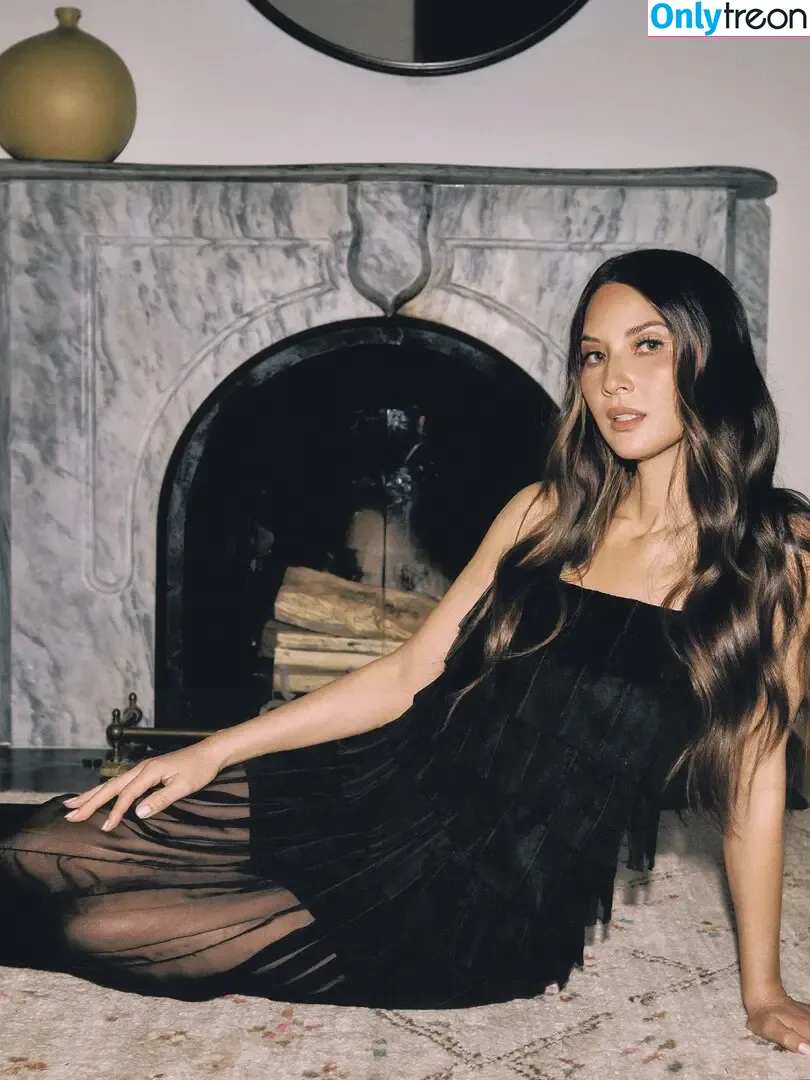 Olivia Munn голая photo #1165 (oliviamunn)