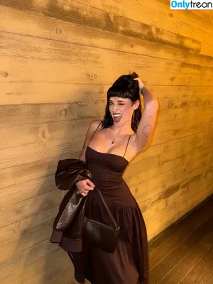 Olivia OBrien / olivialauren / oliviaobrien фото голая #0844