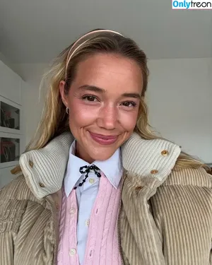 Olivia Ponton / olivia.ponton / olivia_ponton nude photo #3360