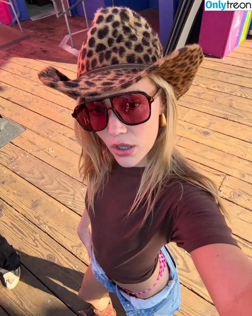Olivia Ponton голая photo #3806 (olivia.ponton / olivia_ponton)