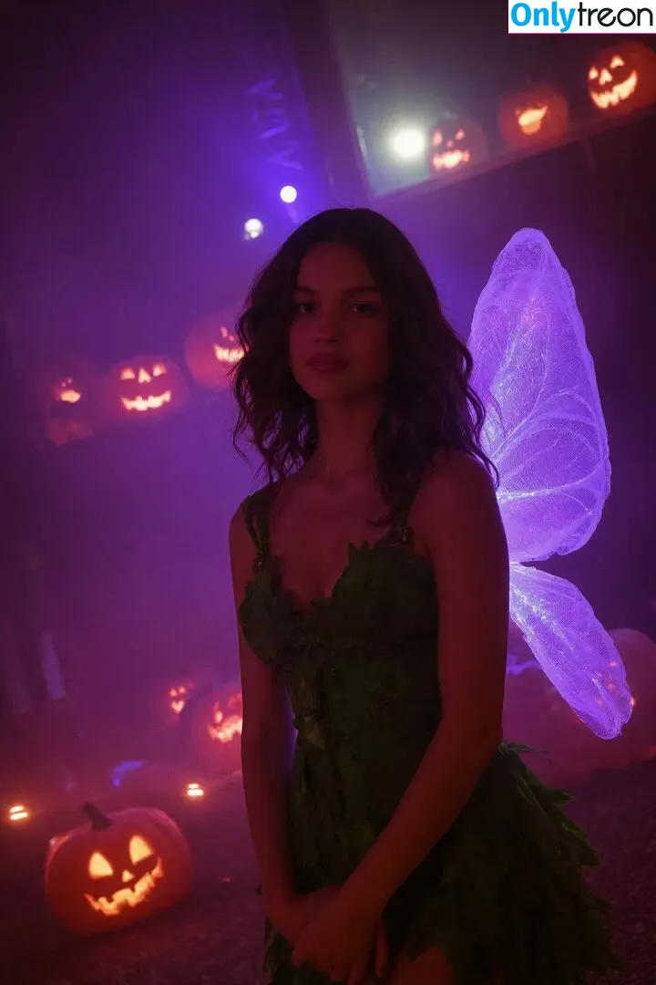 Olivia Rodrigo nude photo #3251 (oliviarodrigo)
