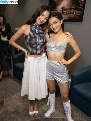 Olivia Rodrigo / oliviarodrigo nude photo #4450