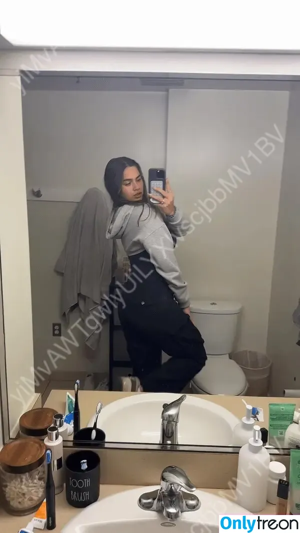 Olivia Silfies nude photo #0010 (oliviassilfies)