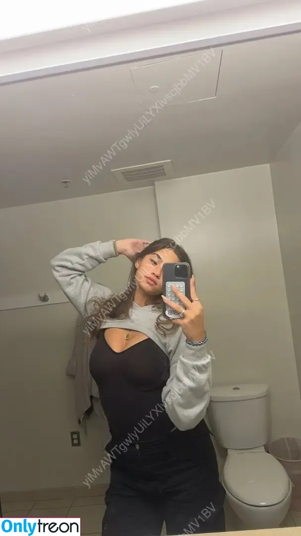 Olivia Silfies nude photo #0014 (oliviassilfies)