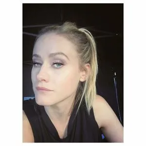 Olivia Taylor Dudley / oliviataylordudley фото голая #0039