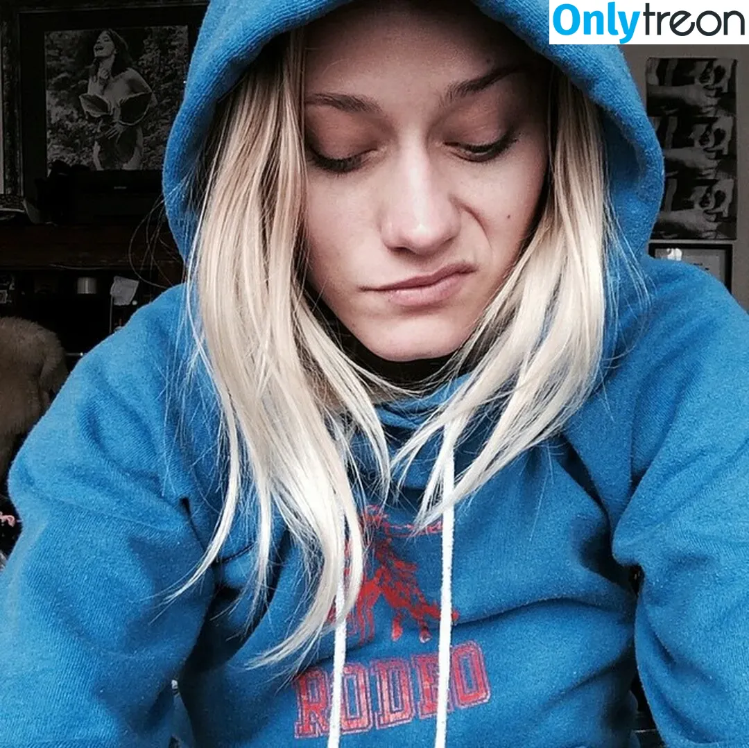 Olivia Taylor Dudley голая photo #0029 (oliviataylordudley)
