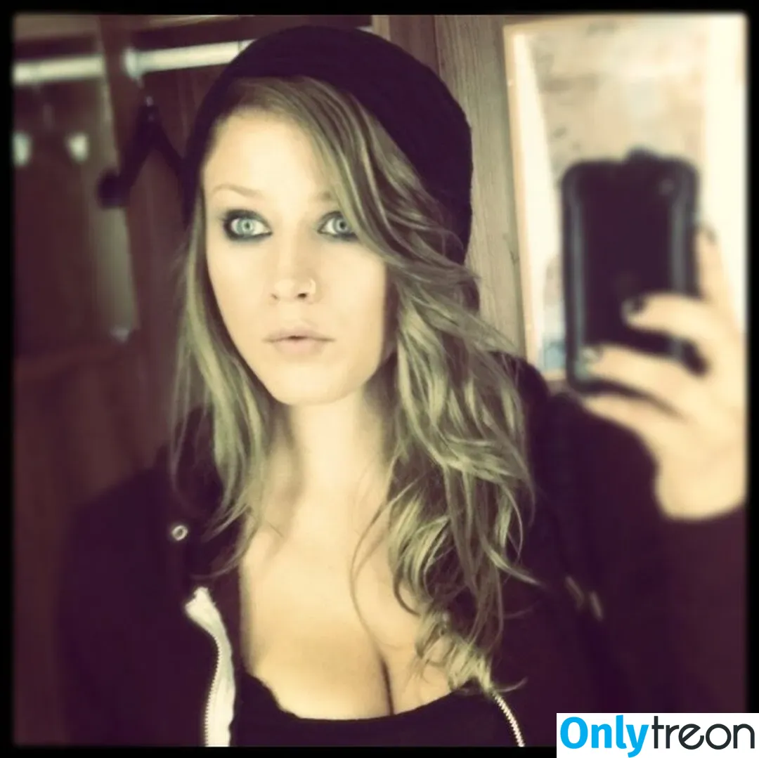 Olivia Taylor Dudley nude photo #0041 (oliviataylordudley)