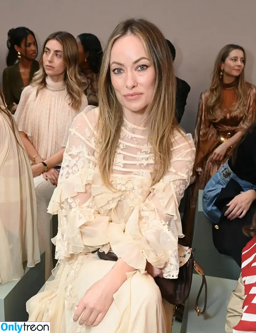 Olivia Wilde nude photo #3723 (olivia_wilde22 / oliviawilde)
