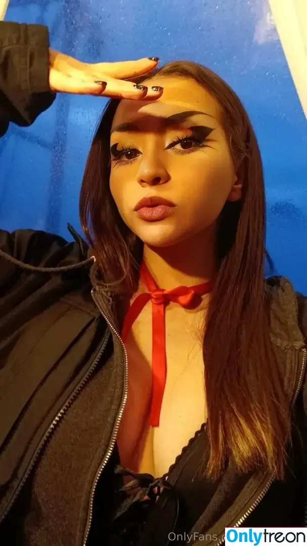 olivia-wolf nude photo #0081 (oliviawolfmusic)