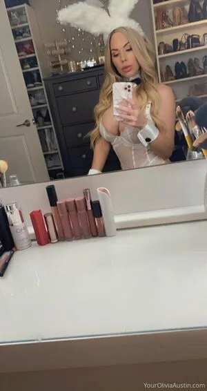 oliviaaustinxxx / youroliviaaustin nude photo #0212