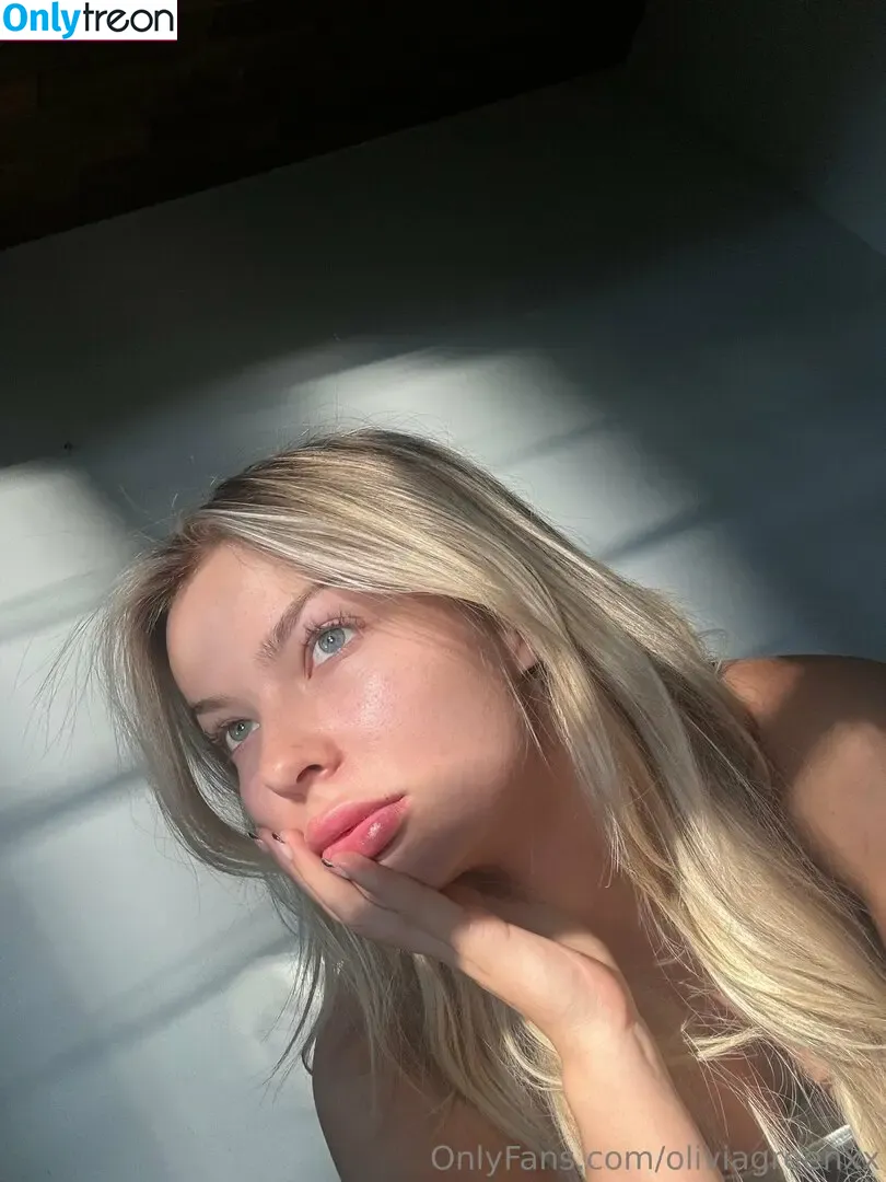 oliviagreenxx nude photo #0097 (oliviagreenx_)