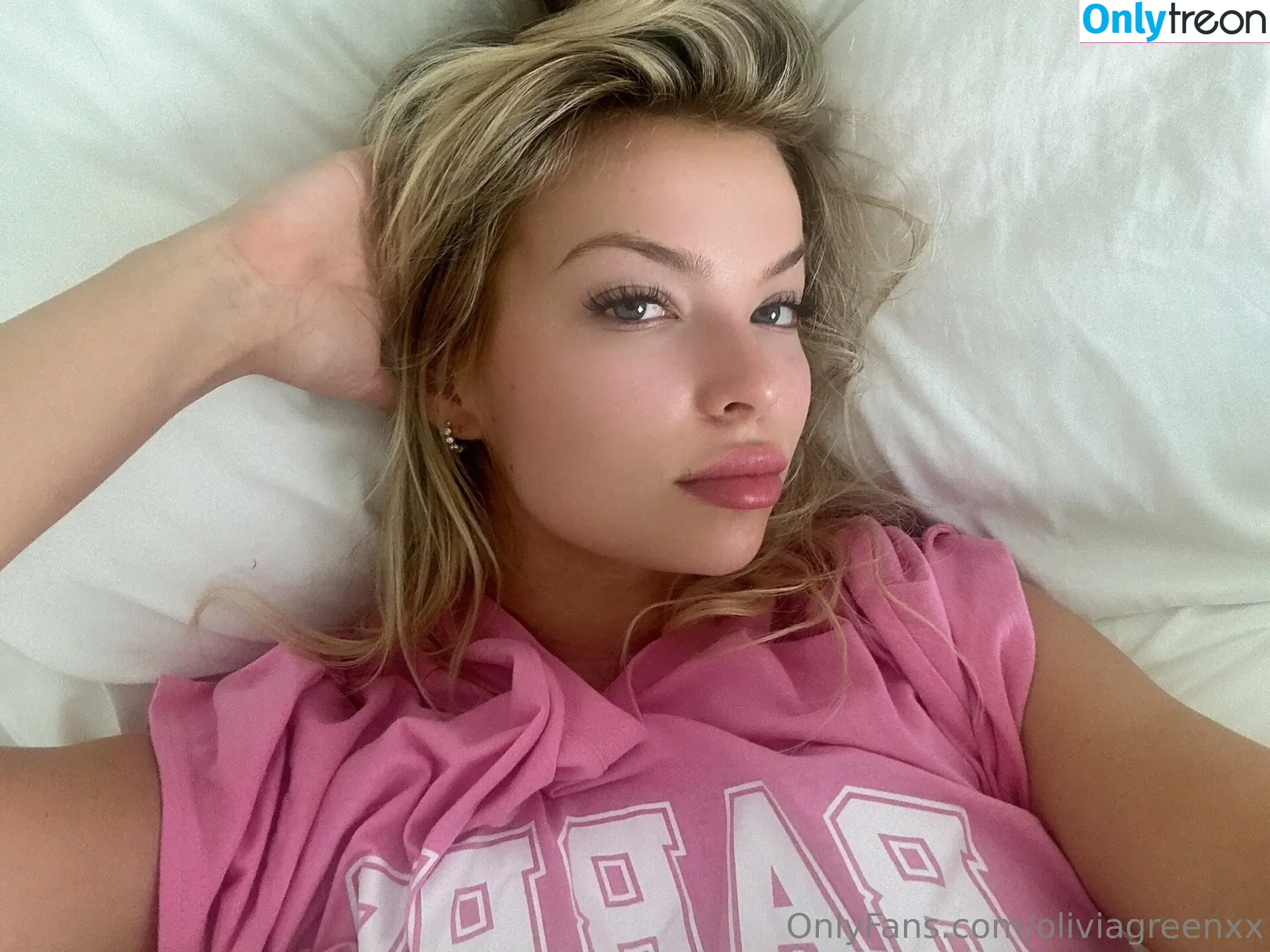 oliviagreenxx голая photo #0137 (oliviagreenx_)