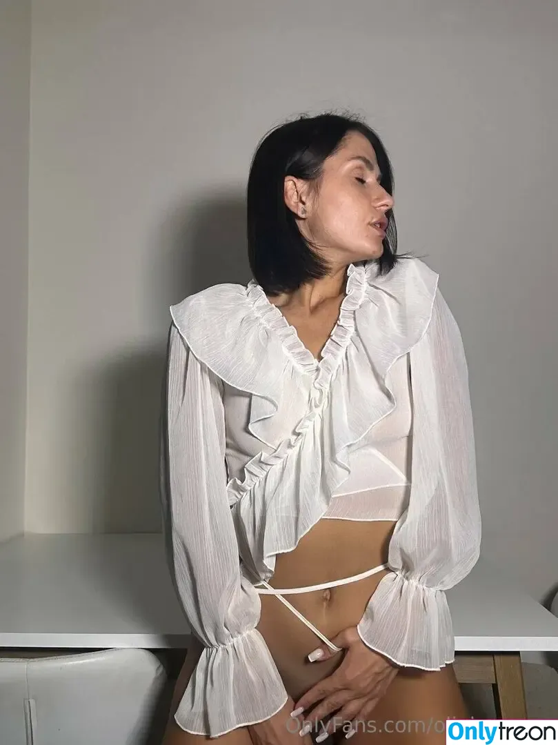olivka_grace nude photo #0012 (olivka.grace)