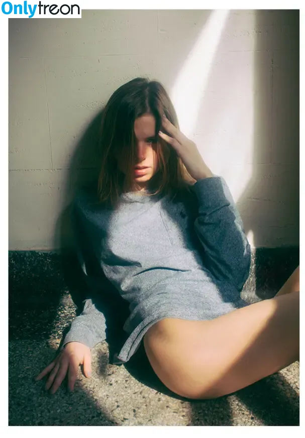 Oliwia Pawelczak nude photo #0276 (oliwiaorwhatever)