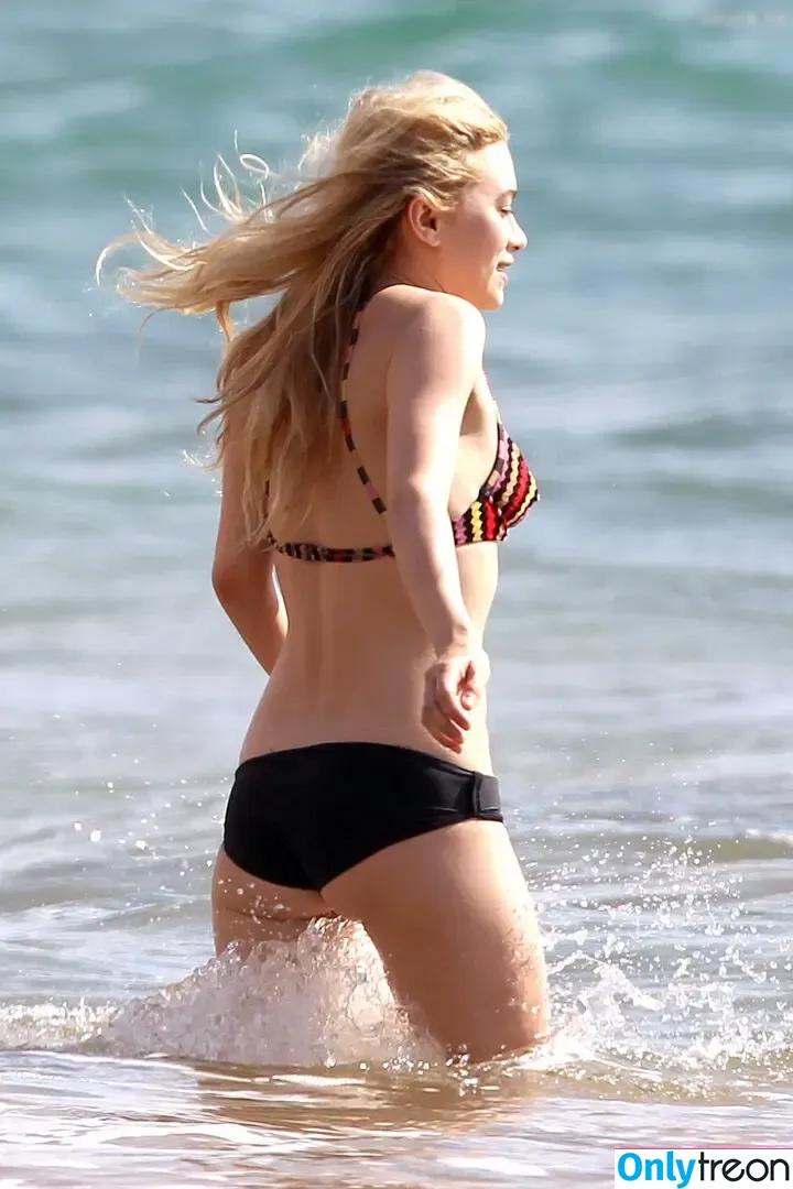 Olsen Twins nude photo #0035 (Olsen Twins)