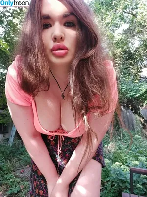 Olya ASMR Mimika / mimikaaa / olya_mimika nude photo #0025