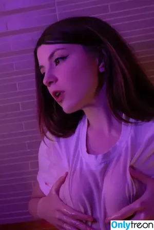 Olyashaa / deepfake / olyashaasaxon nude photo #2147