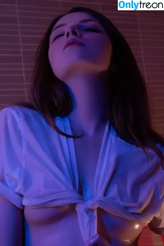 Olyashaa nude photo #2146 (deepfake / olyashaasaxon)