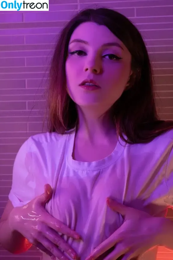 Olyashaa nude photo #2148 (deepfake / olyashaasaxon)