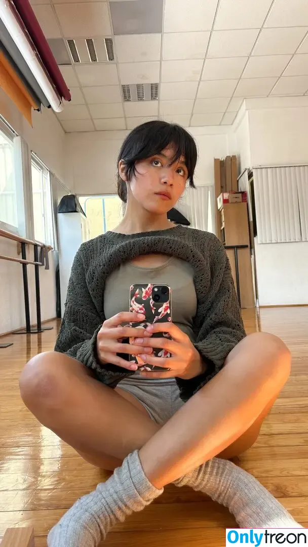Om4ly nude photo #0023 (Om4ly)