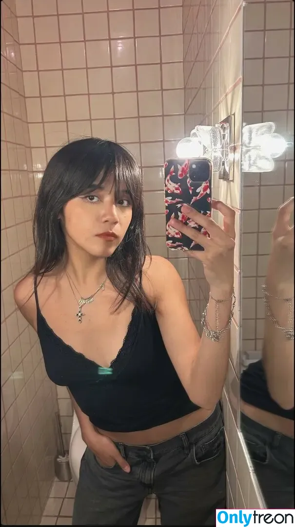 Om4ly nude photo #0024 (Om4ly)