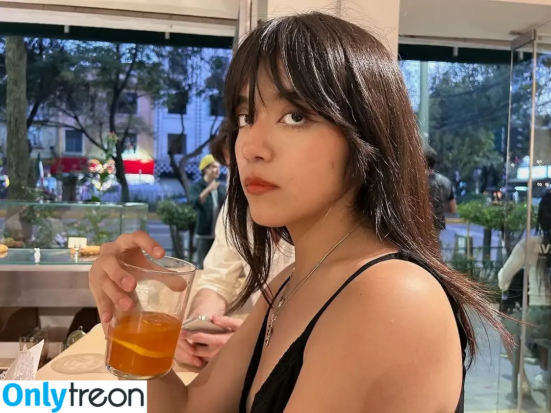 Om4ly nude photo #0025 (Om4ly)