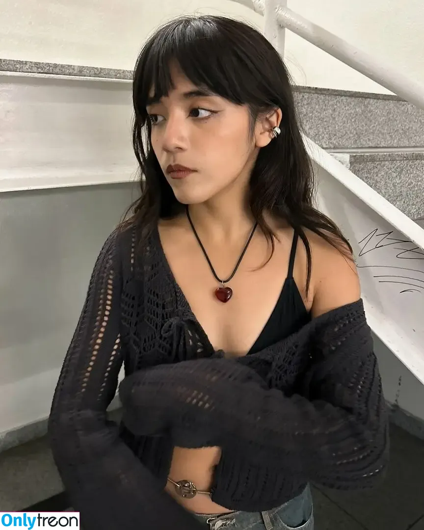 Om4ly nude photo #0064 (Om4ly)