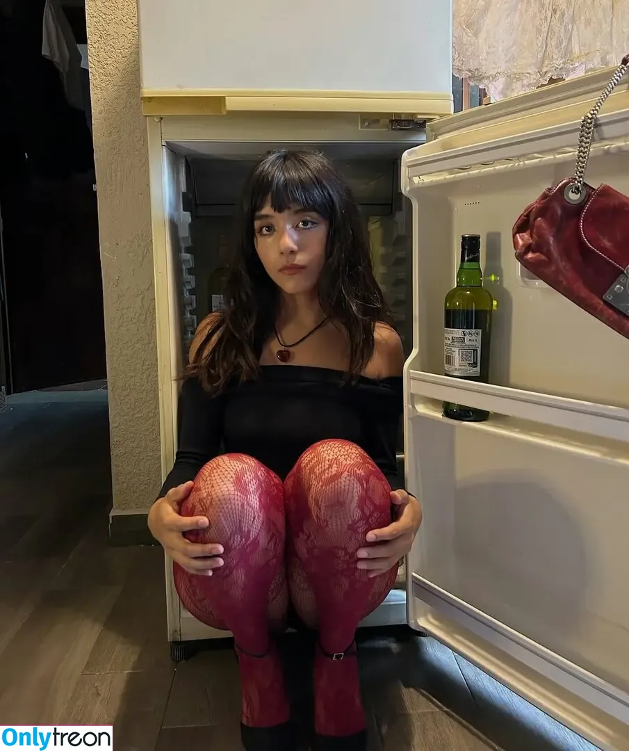 Om4ly nude photo #0071 (Om4ly)