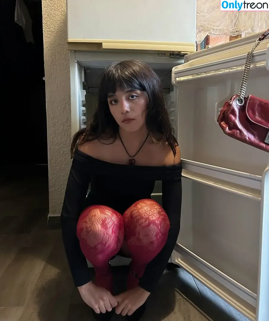 Om4ly nude photo #0072 (Om4ly)