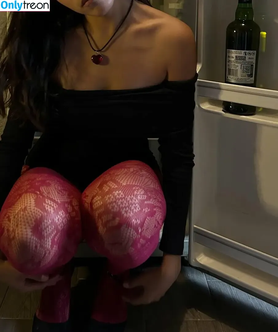 Om4ly nude photo #0073 (Om4ly)