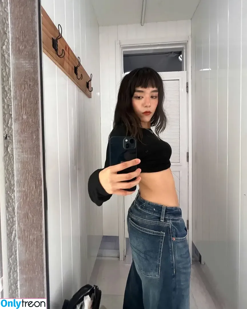 Om4ly nude photo #0103 (Om4ly)