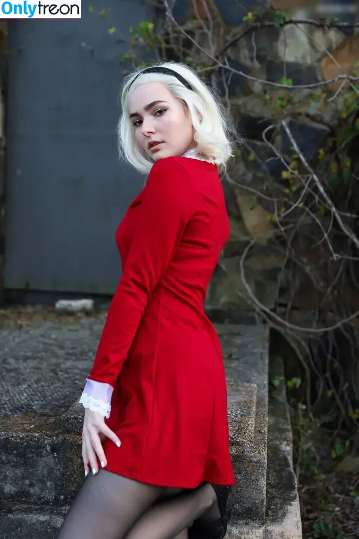 OMGCosplay nude photo #0208 (Mags.IRL / magsgonewild)