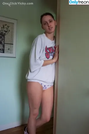  nude photo #0007