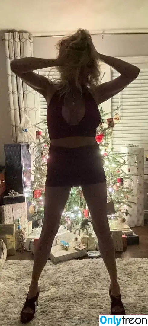 oneblondewife nude photo #0110 (theblondewifelife)