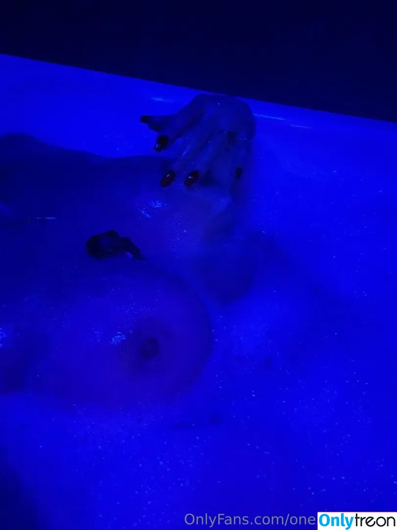 oneblondewife nude photo #0142 (theblondewifelife)