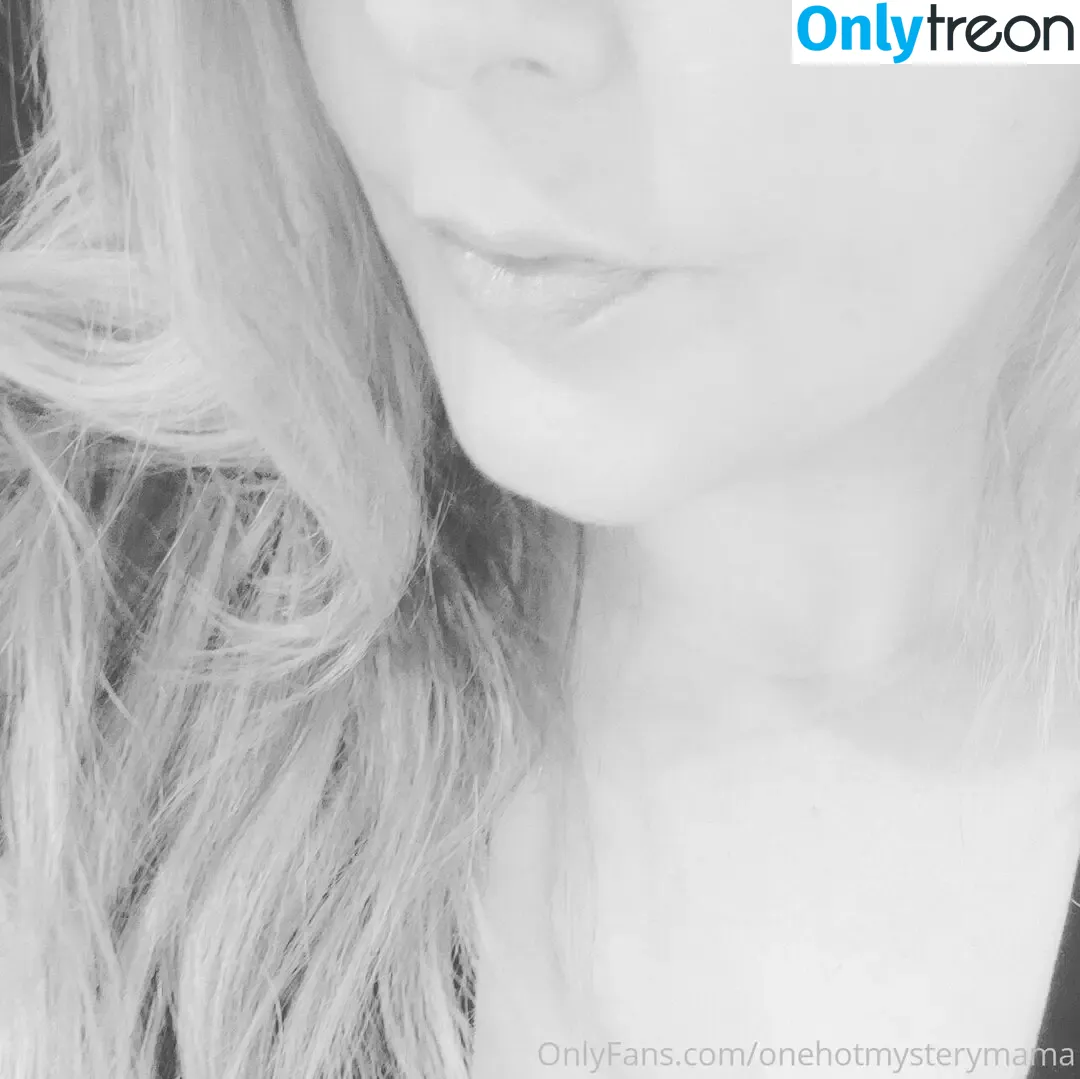 onehotmysterymama nude photo #0039 (onehotmysterymama)