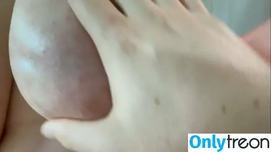 oneinagillianof nude photo #0077 (onemillionbrend)